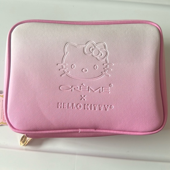 Hello Kitty Other - New With Tags Crème X Hello Kitty Beauty Travel Case